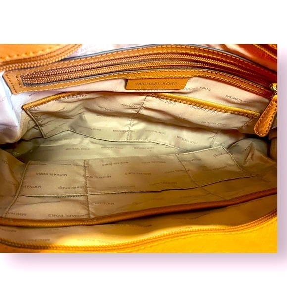 MICHAEL KORS Logo Top-Zip Tote Bag Brown sign… - Picture 3 of 3